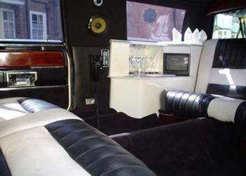 Excalibur Limousine innen
